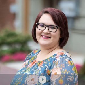 korinna_profile_play